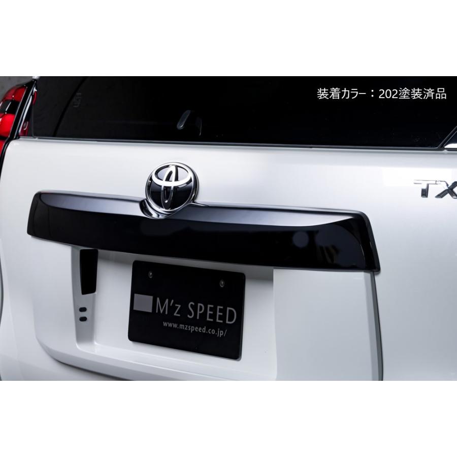ランドクルーザープラド150後期 リアガーニッシュ