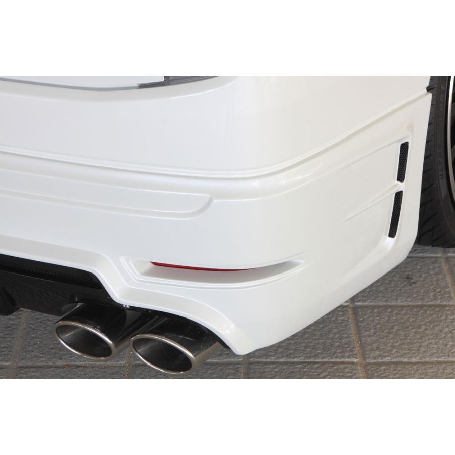 M'z SPEED 【未塗装品(マフラー4本出し用)】[E52 エルグランド