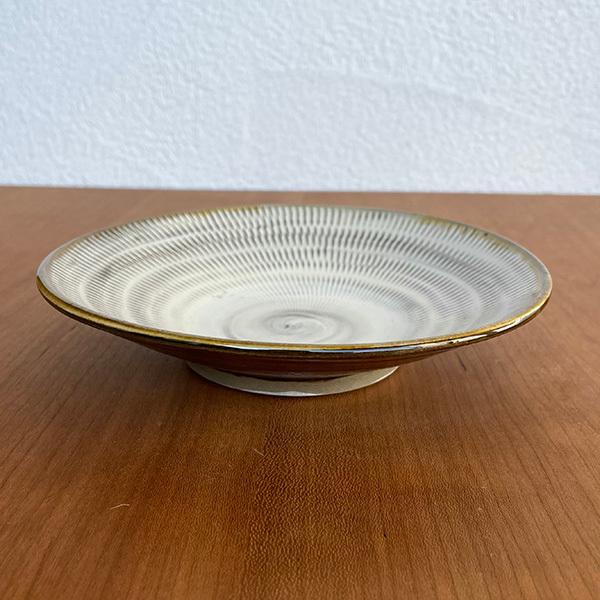 小鹿田焼 皿 中皿 飛び鉋6寸 直径18cm×高さ2cm(品番 小鹿田焼 皿 中皿 飛び鉋6寸 直径18cm×高さ2cm(品番