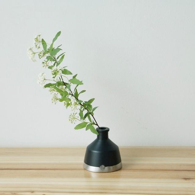一輪挿し 花瓶 フラワーベース アルミ 小さい おしゃれ Alx Vase Kaku