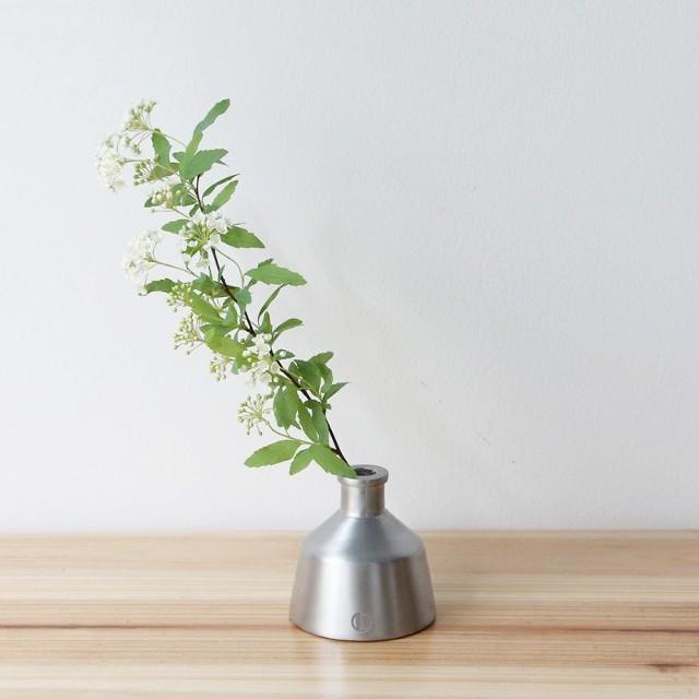 一輪挿し 花瓶 フラワーベース アルミ 小さい おしゃれ Alx Vase Kaku