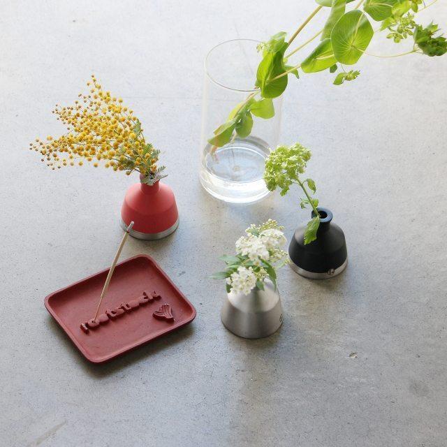 一輪挿し 花瓶 フラワーベース アルミ 小さい おしゃれ Alx Vase Kaku