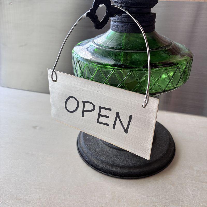 ダメージ加工 金属製 小さな オープン クローズ 看板 OPEN CLOSED 真鍮
