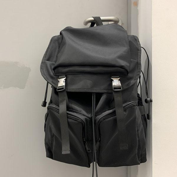 バックパック メンズ レディース リュック シンプル 大容量 機能性