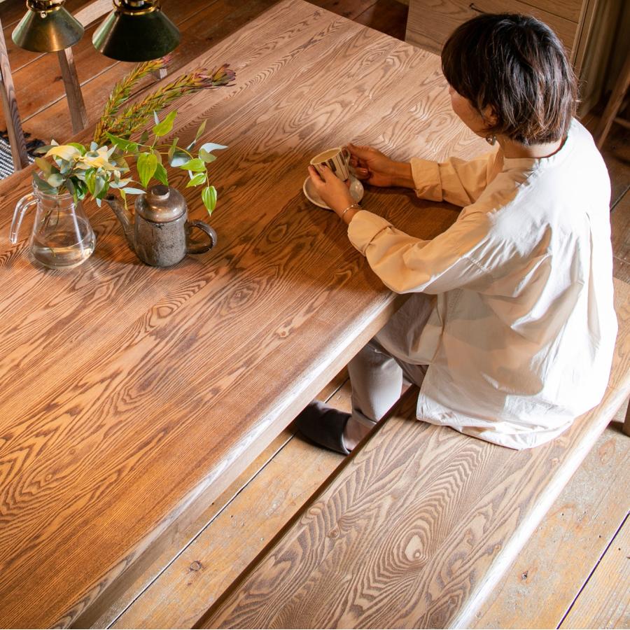 ダイニングテーブル 食堂テーブル 机 デスク 四つ脚 タモ無垢 木製 オイル塗装 シンプル 135 180