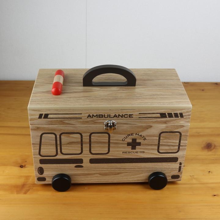 在庫限り)(10%OFFクーポン)( キュアメイト 救急箱 ナチュラル) 救急車