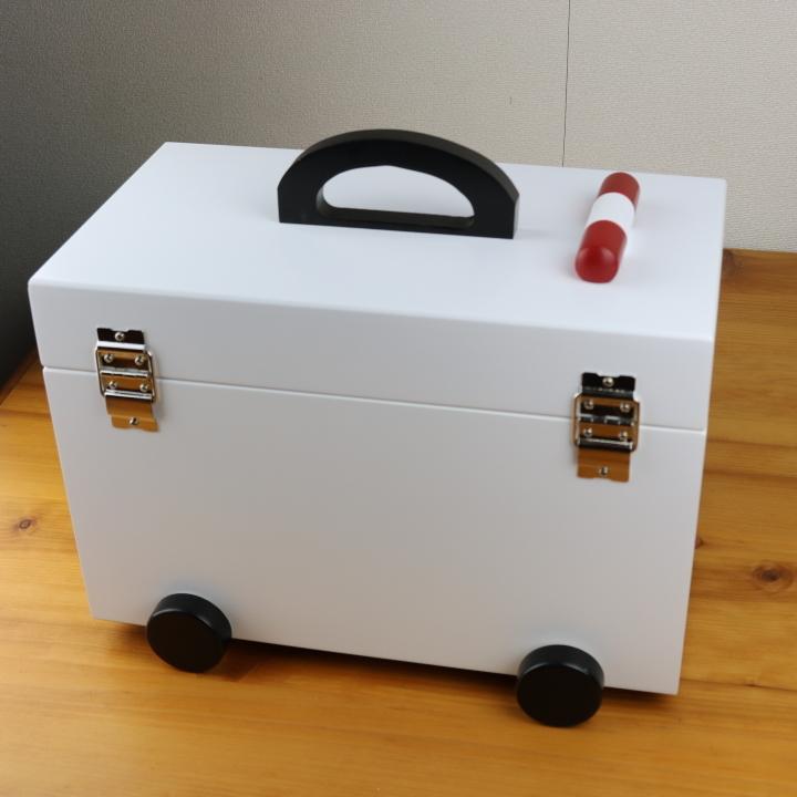 在庫限り)(10%OFFクーポン)( キュアメイト 救急箱 ホワイト ) 救急車