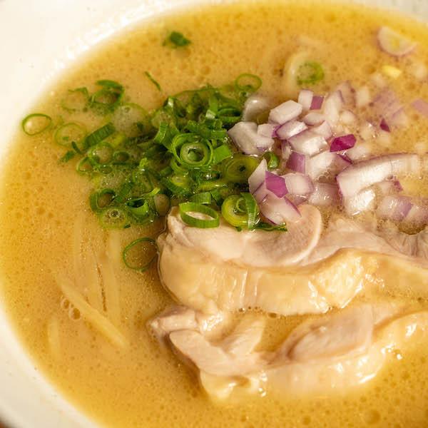 らーめん銕の麺づくし４食セット 淡麗 芳醇 濃厚 魚介豚骨 スープ こしのある 急速 瞬間 冷凍 生麺 4食入り 実店舗 くろがね 人気 限定 お取り寄せグルメ |  | 05