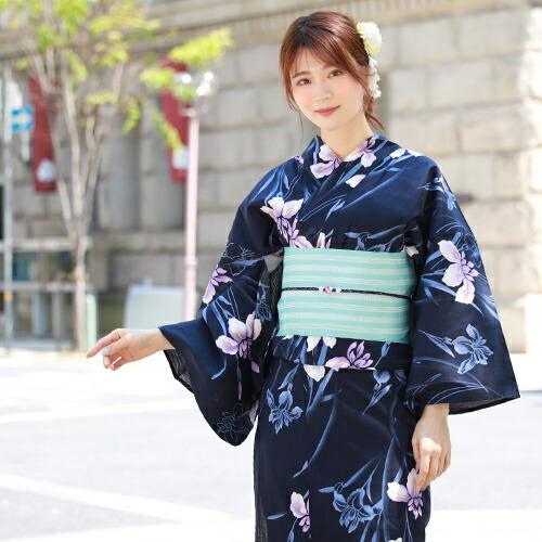 ブランド【浴衣】こむさでもーど 菖蒲の花 紫色 普段着物 綿麻 和装 5UP20 浴衣 レディース単品 20代 30代 40代 50代 変わり織り綿浴衣単品