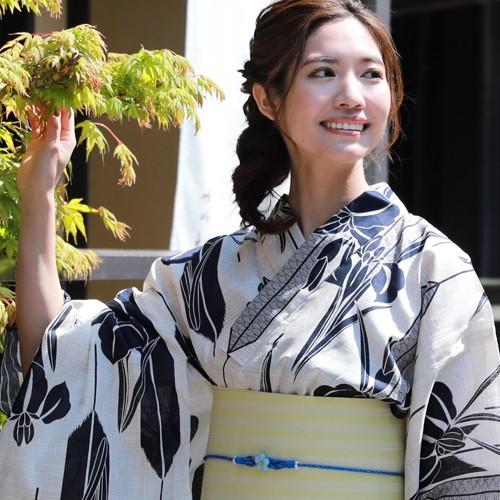 55 以上節約 浴衣 レディース セット レトロ 大人 綿麻浴衣3点セット 生成り地に紺のあやめと矢絣 浴衣 クリーム 粋 古典 50 Off Carlavista Com