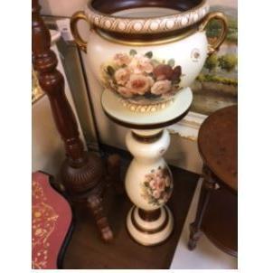 イタリア輸入アンティーク調レッドローズ薔薇のコラムレッドローズ薔薇のプランター一体型レッドローズ薔薇のコラムプランター