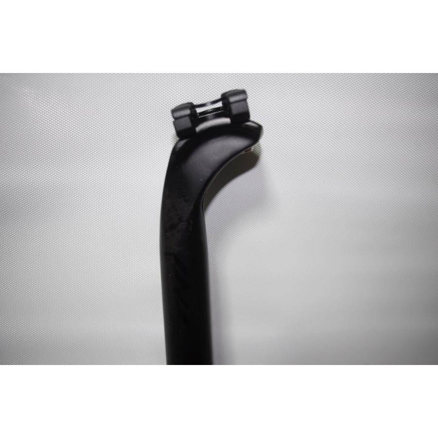TNI TNI/ティーエヌアイ LW168カーボンシートポスト (φ27.2/400mm