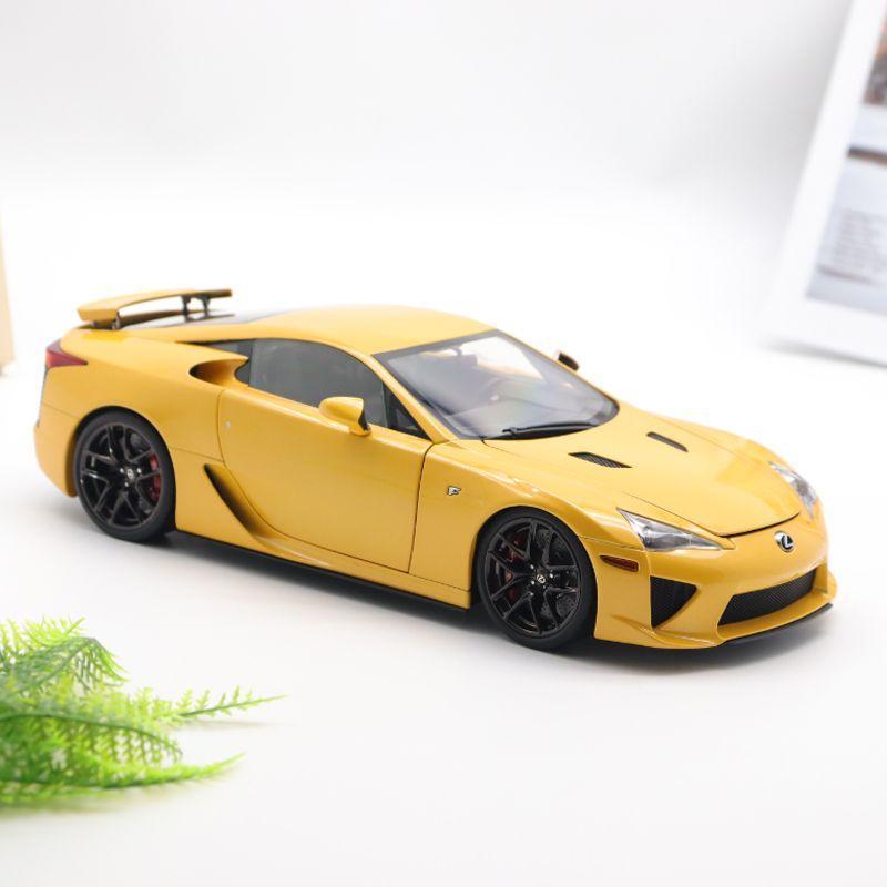 ミニカー AUTOart 1/18 レクサス LEXUS LFA イエロー