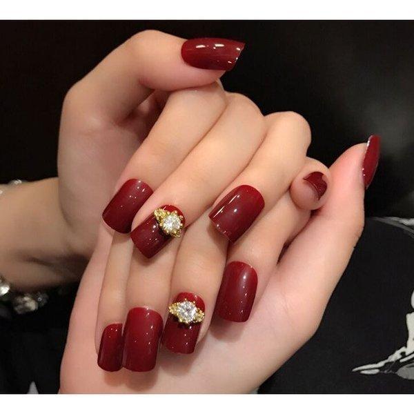 ネイルチップ 大人 オシャレ24枚セット デザインネイルチップ ネイルパーツ つけ爪 ダイヤモンド風飾り付き スパンコール付き フランス風蝶結び Ldh326cff84ca7 ナギサ 通販 Yahoo ショッピング