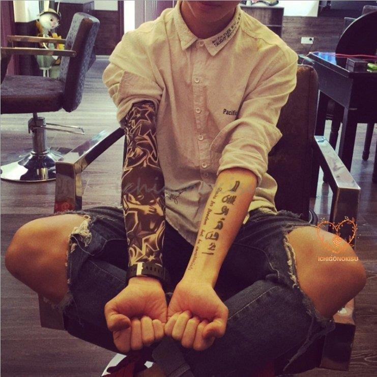 アームカバー ウェルクルズ メンズ 刺青 タトゥー 個性 特別 写真 紫外線対策 スポーツ アウトドア 自転車 ランニング ゴルフ バイク日焼け防止 冷感 涼しい メール便不可