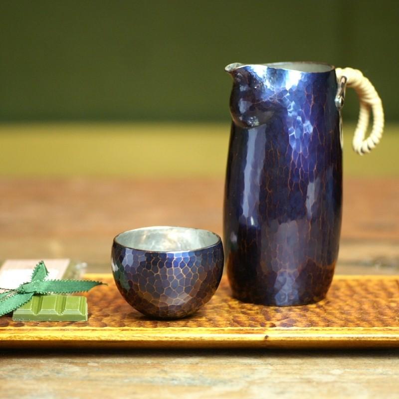 ぶんた様 新品 鎚起工房 清雅堂 錫鍛造打出 ぐい呑み酒器揃 2客 径6xh3c ぐい呑み 銅器 藍古色 深丸形 鎚起工房 清雅堂 酒器 鍛金