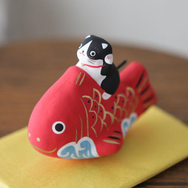 張子 鯛乗り招き猫 ハチワレ 一千乃 日本製 縁起物 招き猫 張り子 置き物 ねこ 猫 ネコ の商品画像