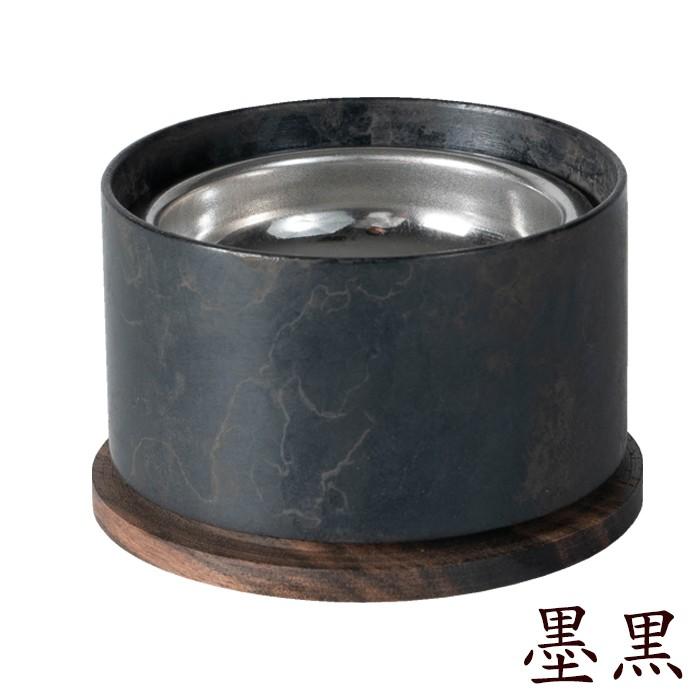 【送料無料】【国産仏具】MAKOTO 仏飯器 選べる2色カラー 萌緑 墨黒 モダン仏具 仏具 真鍮  高級 高級仏具 家具調仏壇 モダン仏壇 現代仏壇の画像
