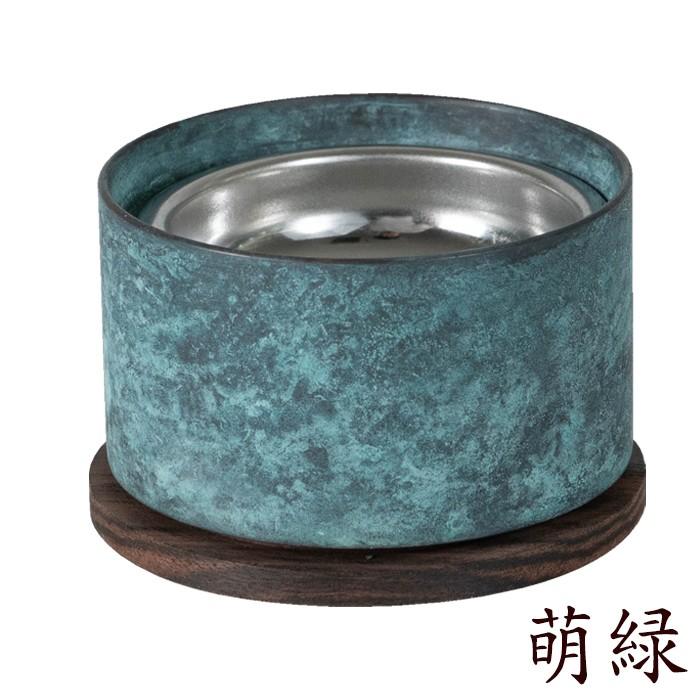 【送料無料】【国産仏具】MAKOTO 仏飯器 選べる2色カラー 萌緑 墨黒 モダン仏具 仏具 真鍮  高級 高級仏具 家具調仏壇 モダン仏壇 現代仏壇の画像