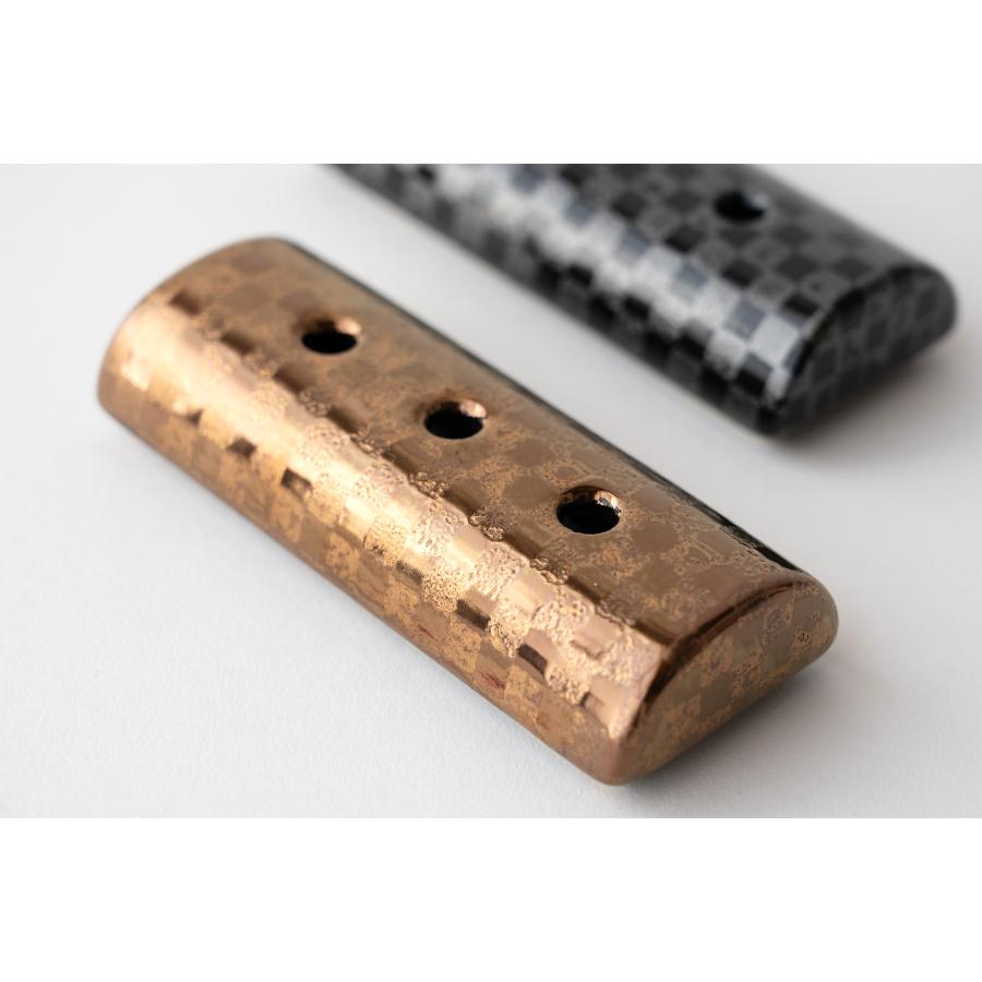 蓋付き 筒型香炉 横置き ゆいか 市松ゴールド 陶器 豪華 11センチ