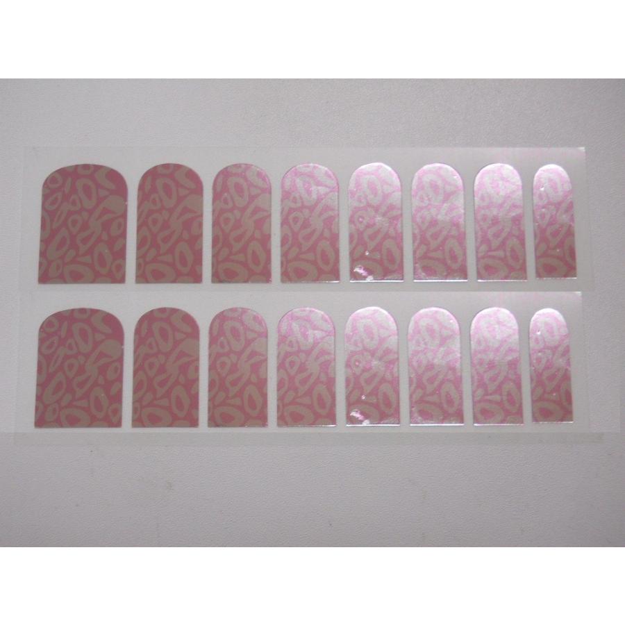 メール便ok メタリックネイルホイル ヒョウ柄 ピンクシルバー 16pcs ミンクスと並ぶネイルシール Nf 030 Nailicious ネイリシャス 通販 Yahoo ショッピング