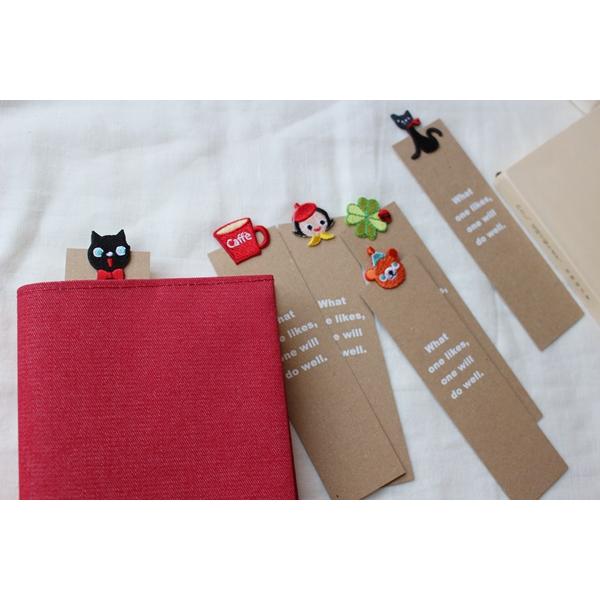 【メール便】可愛い刺繍ワッペン付 厚手のクラフトの紙しおり ブックマーク TOCONUTS/トコナッツ クロネコ・女の子・赤マグ : Naja ...