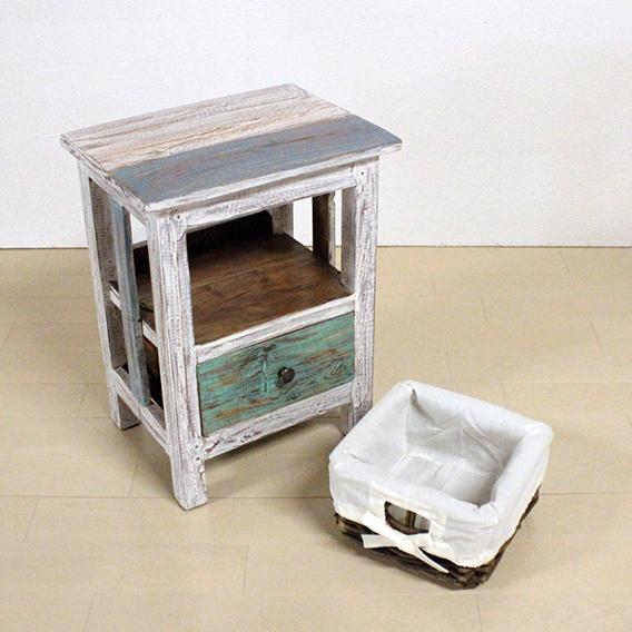 リメイクサイドテーブル ホワイト×ライトブルー 古木 ラタン 収納カゴ