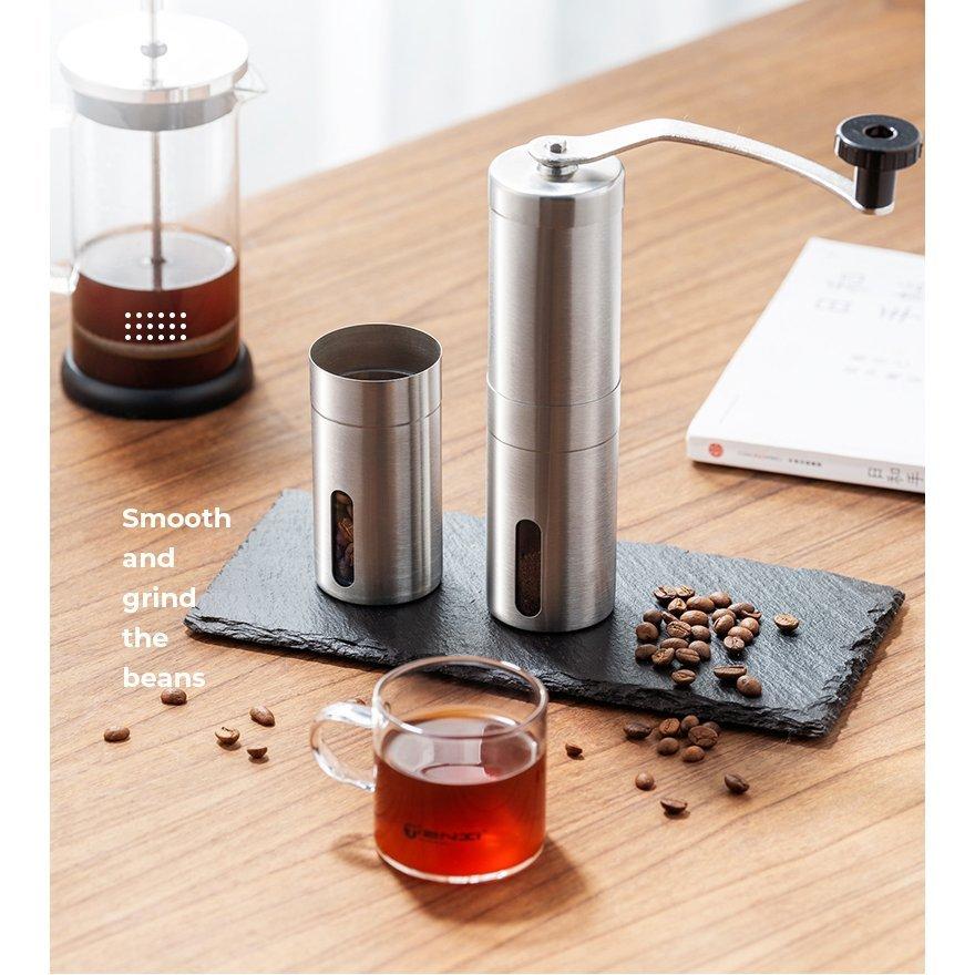 訳あり商品 コーヒーミル 滑らない 手挽きコーヒーミル 滑り止め付き セラミックカッター 手動ステンレスミル お掃除ブラシ付き 持ち運びやすい お手入れ簡単 父の日 Discoversvg Com