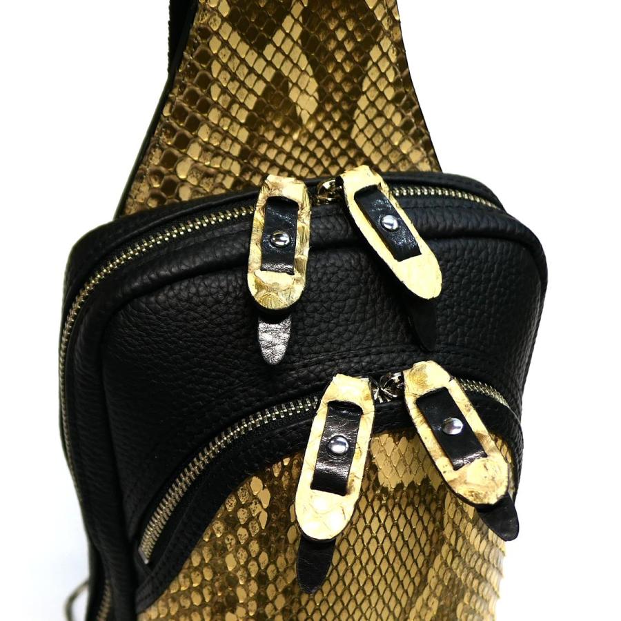 ボディバッグ メンズ レザー ショルダーバッグ 斜めがけ / 縦型 大容量