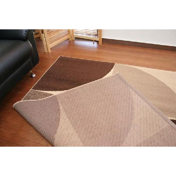 ラグ マット カーペット 高耐久のフランス製輸入絨毯 133×190 ベージュ 