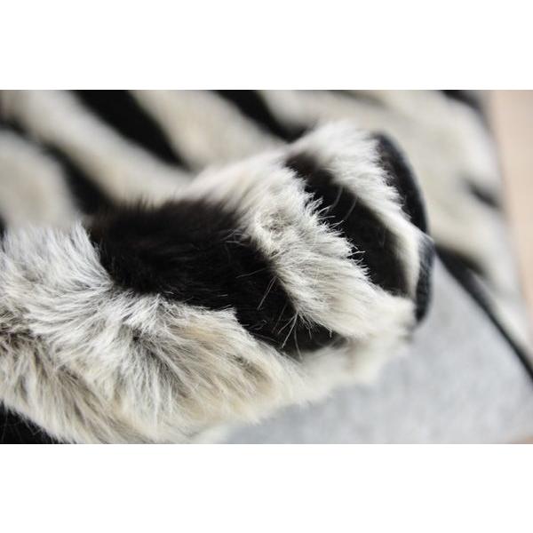 ラグ マット アニマル柄 円形 丸 ホットカーペット 対応 ゼブラ柄 80R