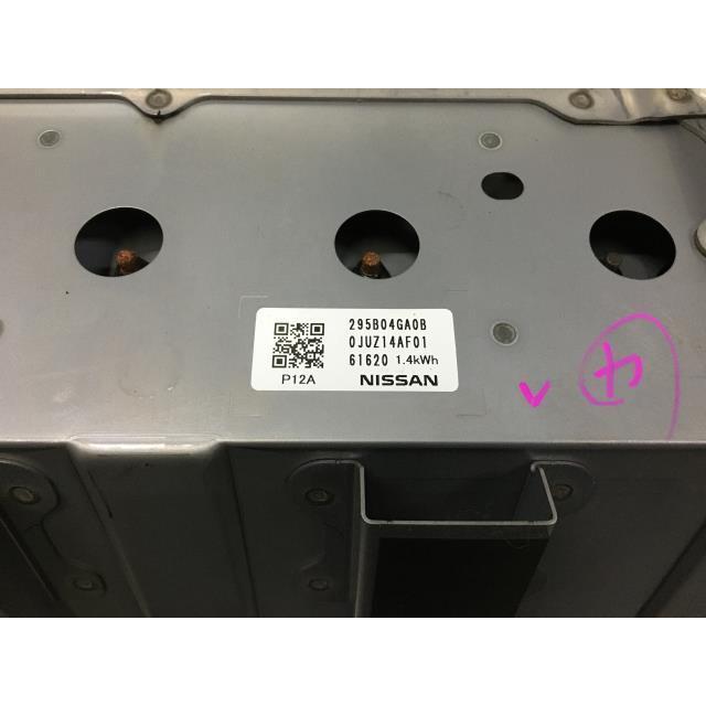 スカイライン（日産） スカイライン HV37 ハイブリッドバッテリー