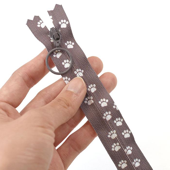 1本売り YKK 肉球 足あと柄 プリントファスナー 20cm リングタイプ