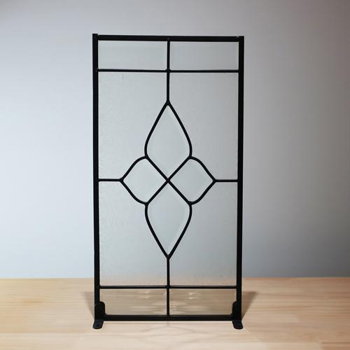 アンティークステンドグラス　窓枠　ガラス　硝子 窓枠にステンドグラスを取り付けました。 | キヤアンティークス