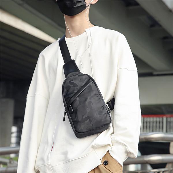 ボディバッグ メンズ グレー USB レディース 小さめ 大容量 防水 匿名