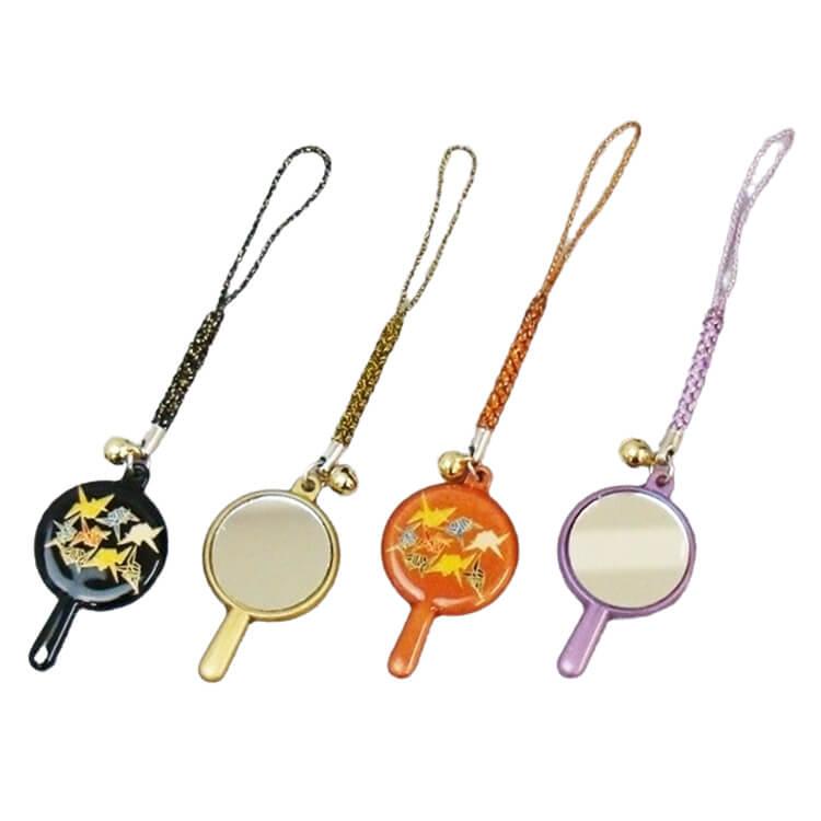 ミラーストラップ 蒔絵風 鶴 鈴付き 全4色 (ブラック/ゴールドー