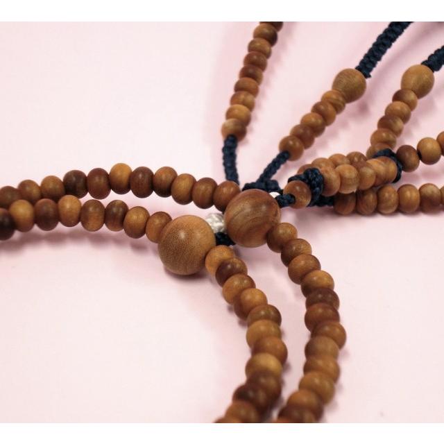 処分価格！八宗手掛け念珠 黒真珠8mm 正絹鶯色長房 2点白水晶入 女性