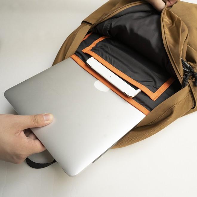 UNIVERSAL OVERALL（ユニバーサルオーバーオール） Slant daypack