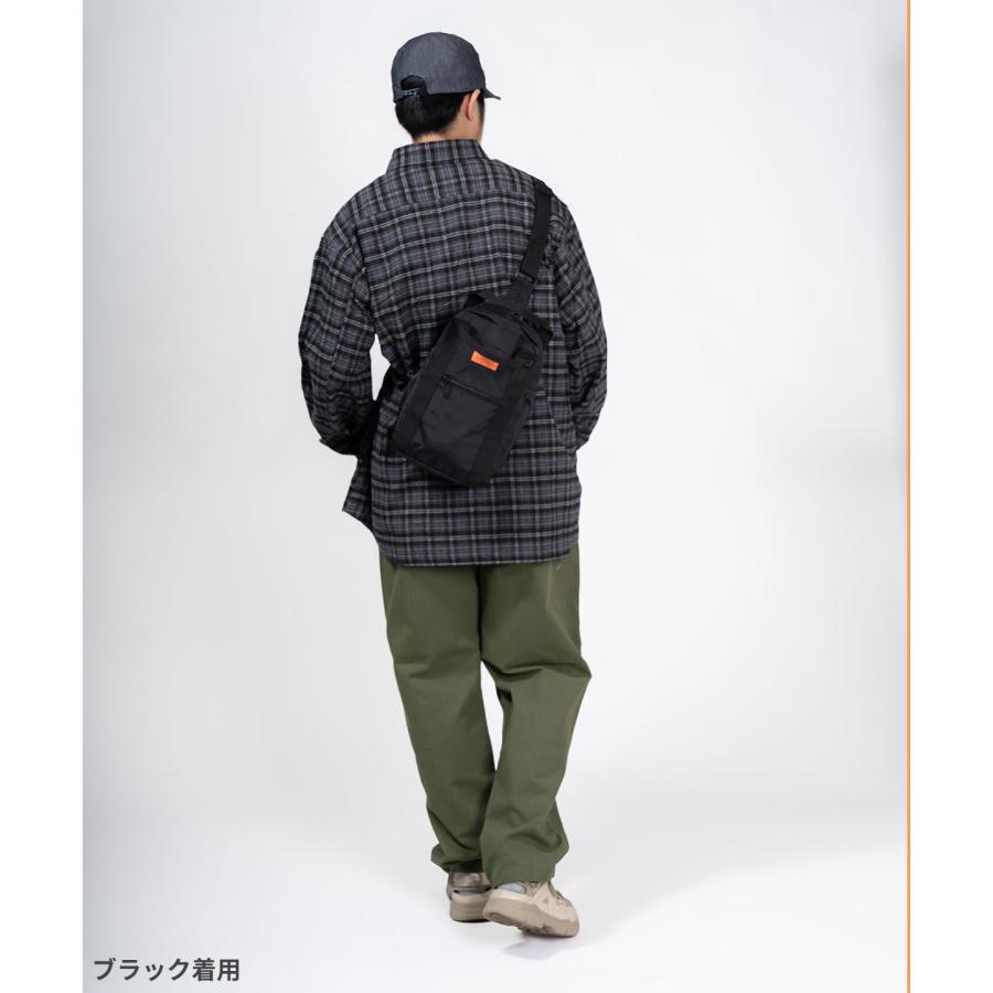 UNIVERSAL OVERALL（ユニバーサルオーバーオール） Duffle body bag