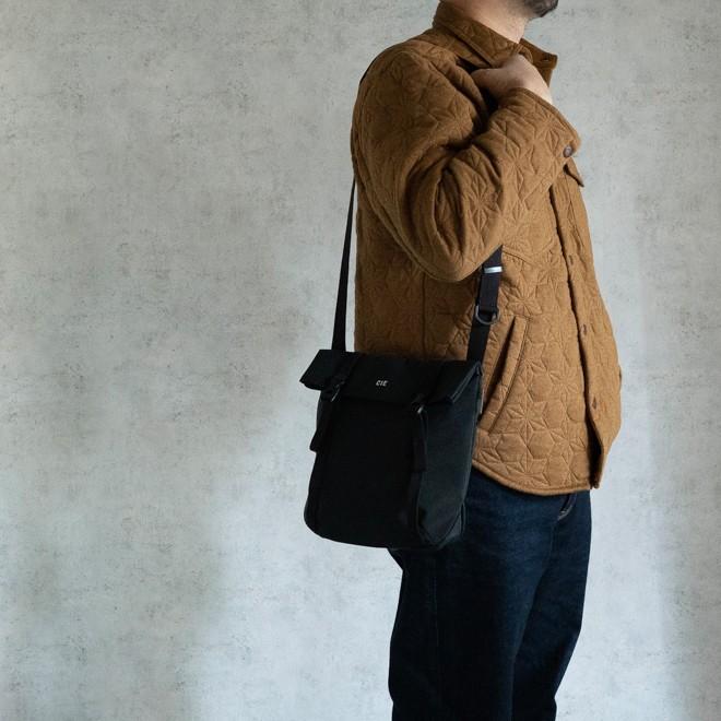 CIE（シー） SHRINK NYLON SHOULDER S ショルダーバッグ シュリンク