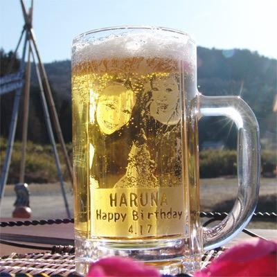 結婚祝い 名入れ 似顔絵 名前入り 誕生日 男性 父 おしゃれ 生ビール リアルフォトビールジョッキ プレゼント 送料無料 新生活 Sb052 名入れプレゼントショップ夕立窯 通販 Yahoo ショッピング