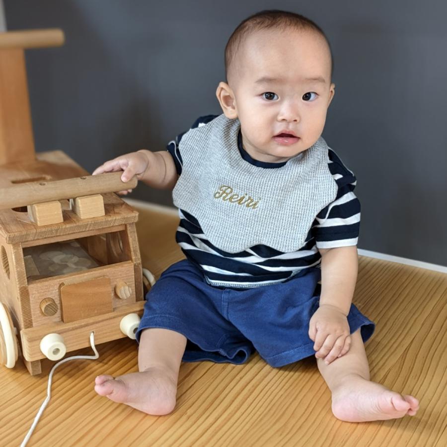 ワッフルスタイ】名入れ 刺繍 名前入り 名前 スタイ ギフト ワッフル