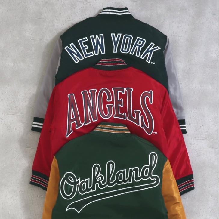 618 MLB ニューヨーク・ヤンキース スタジャン 刺繍ロゴ 中綿 キルトXL  