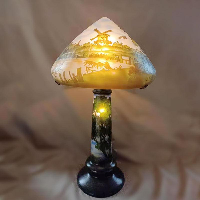 フランスアールヌーボー様式　ランプ　キノコ フランスアールヌーボー様式 ランプ キノコ
