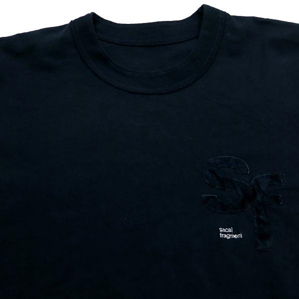 サカイ×フラグメントsacai × fragments Tシャツ/ロゴ入/限定 中古・古着通販】sacai (サカイ) FRAGMENT DESIGN (フラグメント