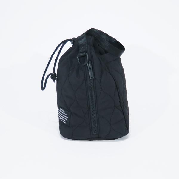 undercover　サコッシュ　ショルダーバッグ GU×UNDERCOVER】キルティングサコッシュを2色買い | LEE