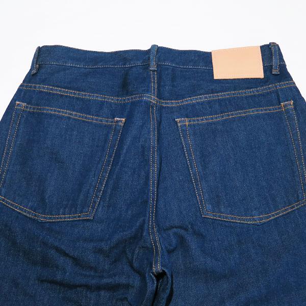 Acne Studios アクネストゥディオズ ルーズフィットジーンズ Acne Studios アクネストゥディオズ ルーズフィットジーンズ