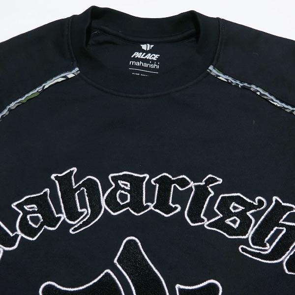 PALACE パレス x MAHARISHI マハリシ SCRIPT APPLIQUE CREW PALACE パレス x MAHARISHI マハリシ SCRIPT APPLIQUE CREW