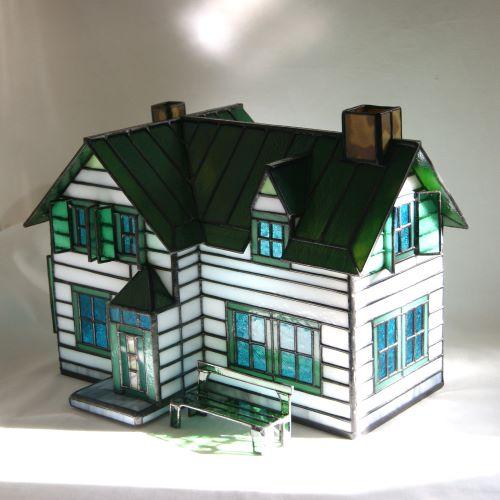 ステンドグラスハウスランプ・ 私の赤毛のアンの家 : ステンド