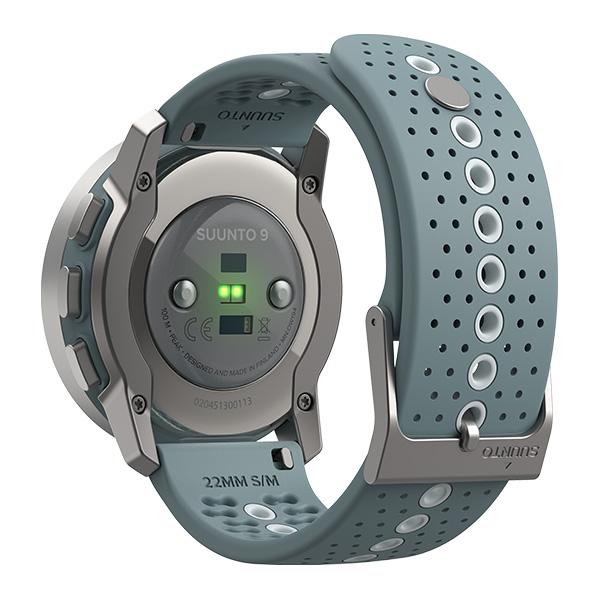爆買いセールスント9 ピーク GPS 充電式クオーツ スマートウォッチ SUUNTO 腕時計 メンズ レディース SS050524000  スマートウォッチ本体
